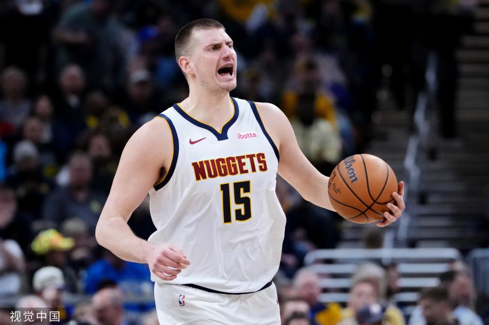 够在对方后 够在对方后