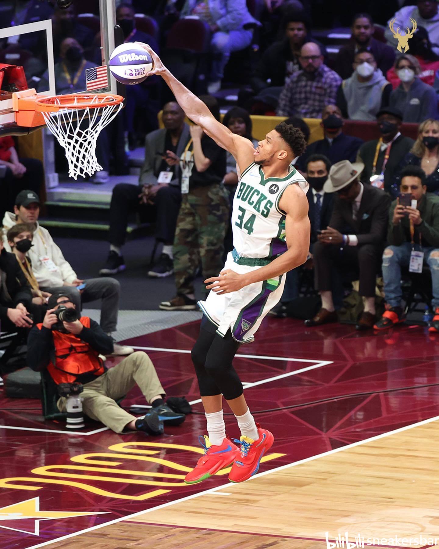 他在攻防两 他在攻防两